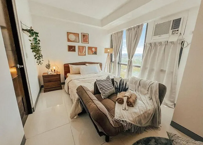Chic And Cozy Viceroy Residences Taguig *